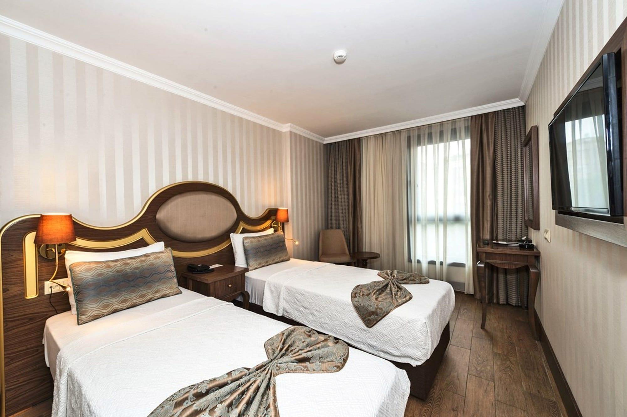 The Central Hotel Istanbul Exterior photo